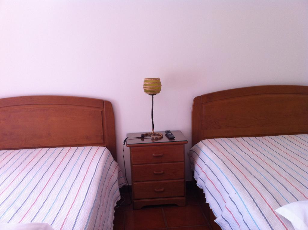 Hotel D. Antonia à Peniche Chambre photo